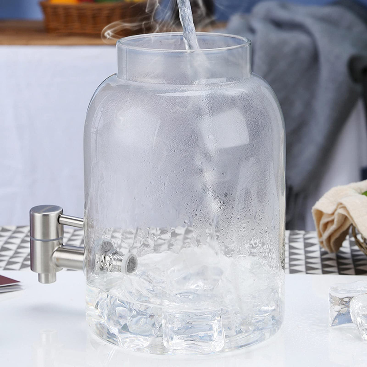 Large-capacity Glass Pitcher with Lid and Faucet D402