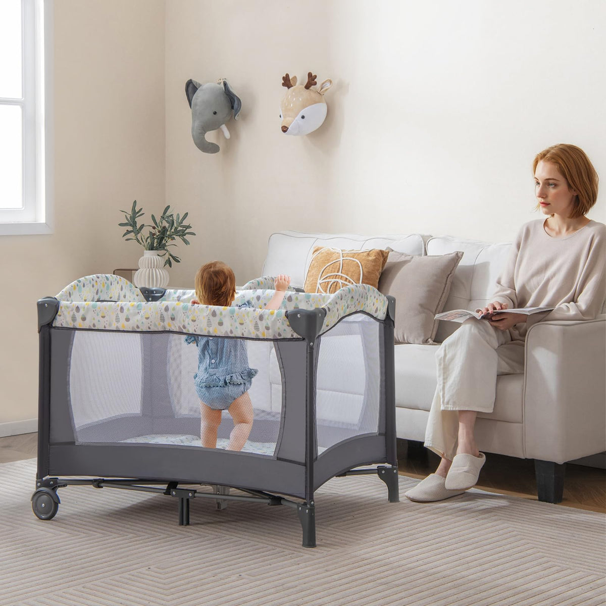 Portable Baby Playard with Bassinet and Changing Table Z1758