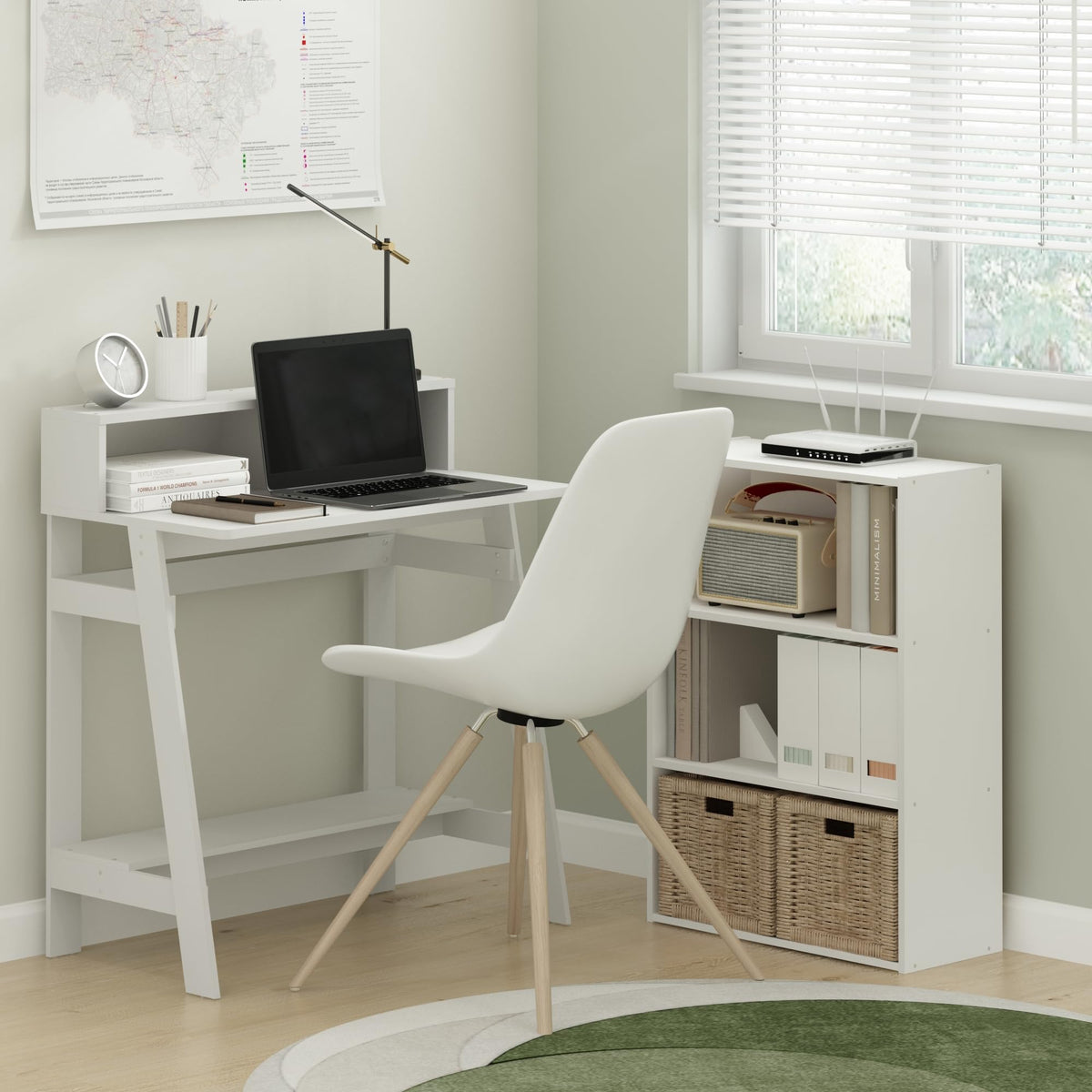 32-Inch Computer Desk with Hutch Shelf E23601